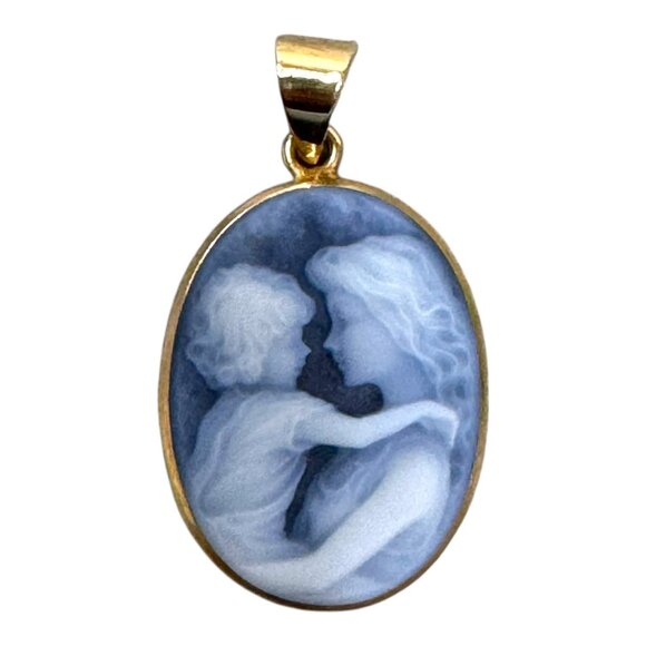 Estate Vintage 14K Yellow Gold Blue Agate Onyx Cameo Mother Child Pendant Italy - Picture 1 of 7